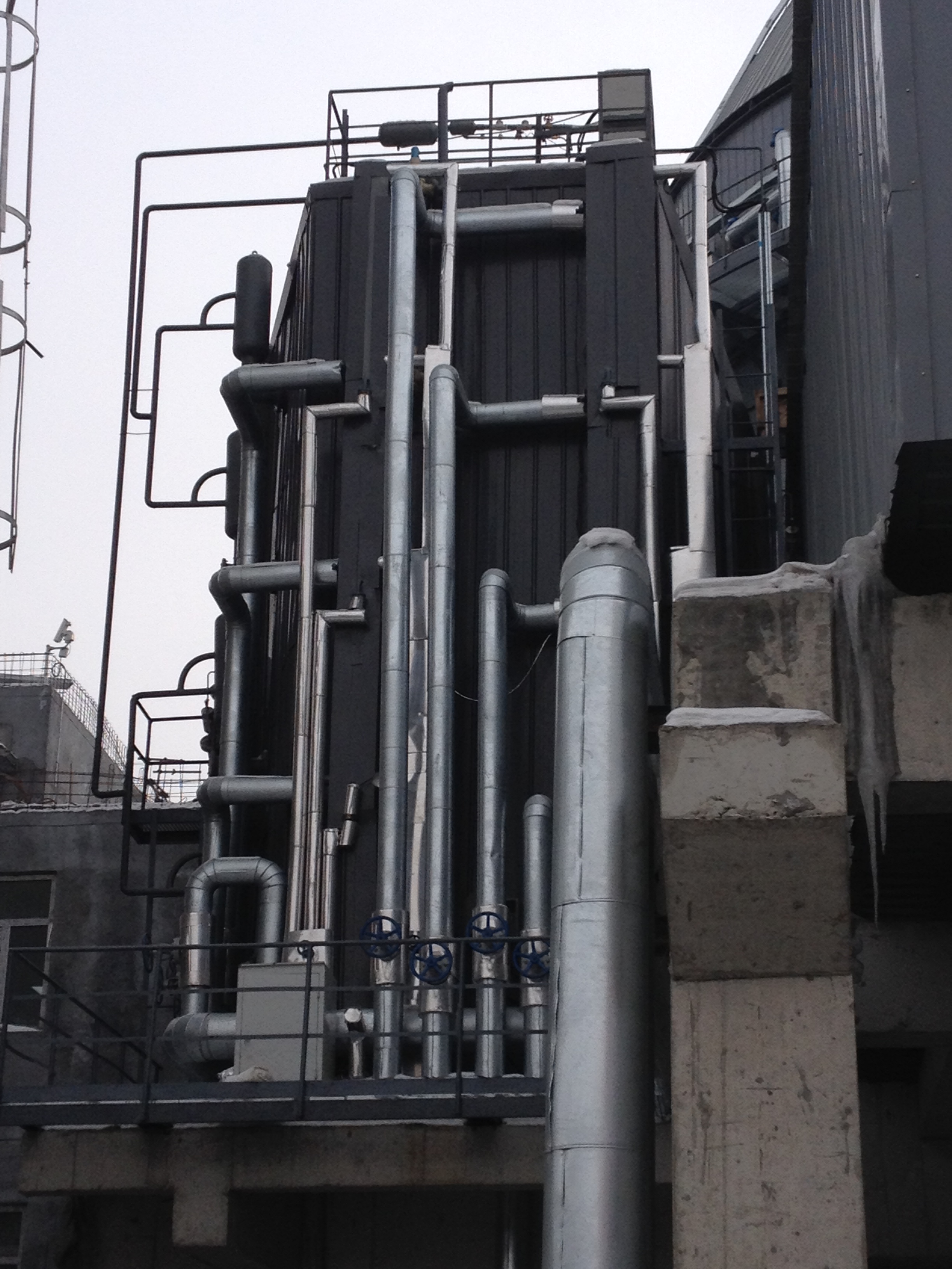 低溫省煤器安裝現(xiàn)場