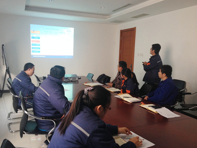 青島凱能鍋爐人力資源部會(huì)議